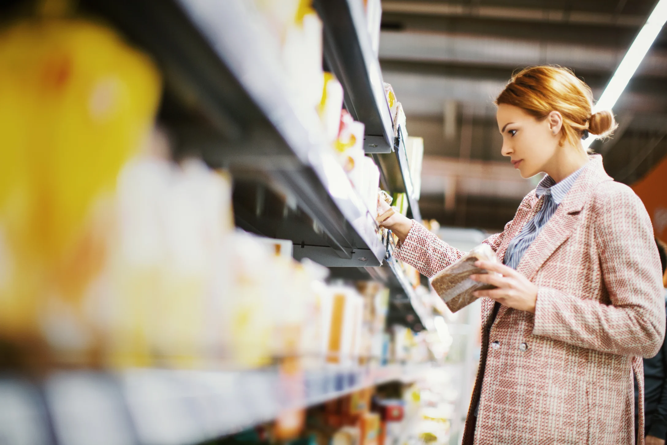 woman grocery shopping